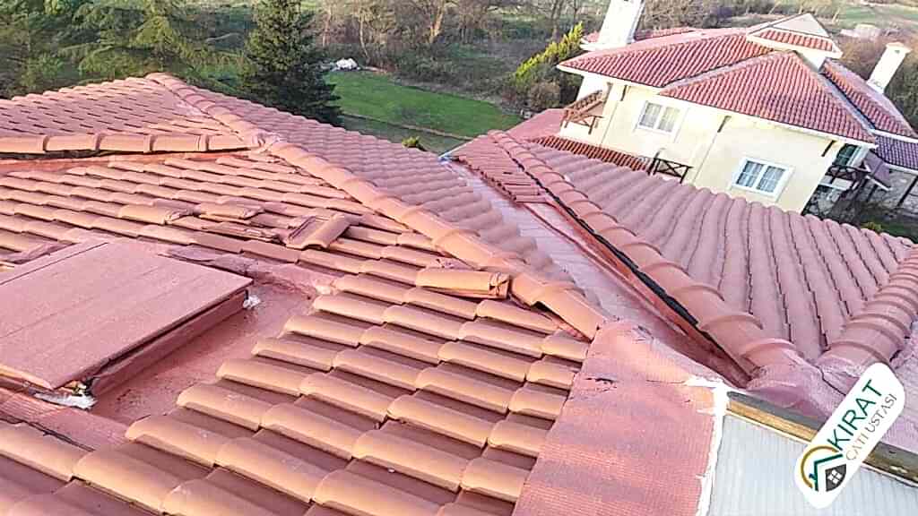 Komple Yeni Çatı Yapımı m2 Bakı Sıfır Çatı Yapan Usta 1 Komple Yeni Çatı Yapımı-Çatı ustası-kirat-cati-1366-x-768